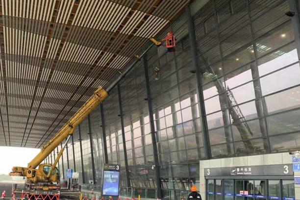 丰顺玻璃幕墙维护和保养