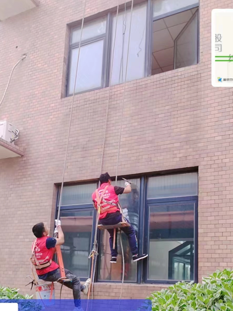 丰顺承接各类窗户玻璃维修